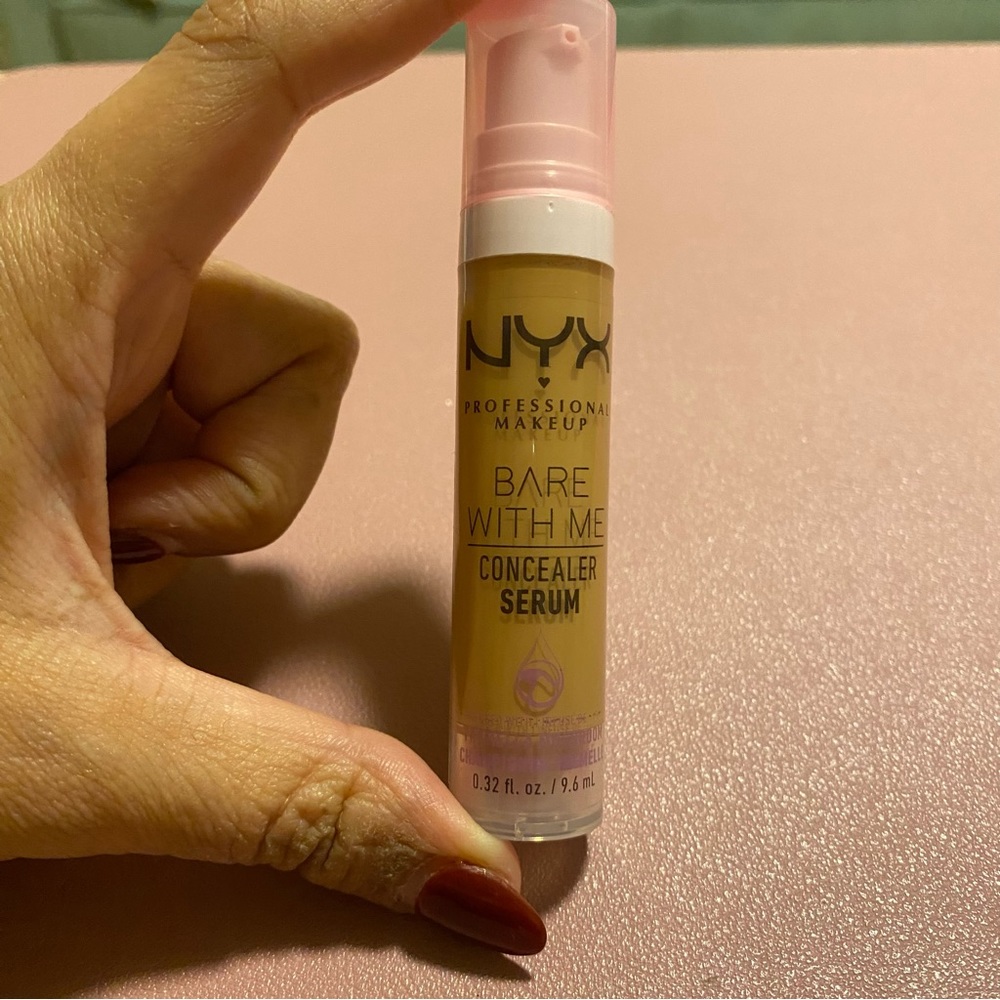 NWT NYX Bare With Me Hydrating Face & Body Concealer Serum - Tan - Picture 3 of 3